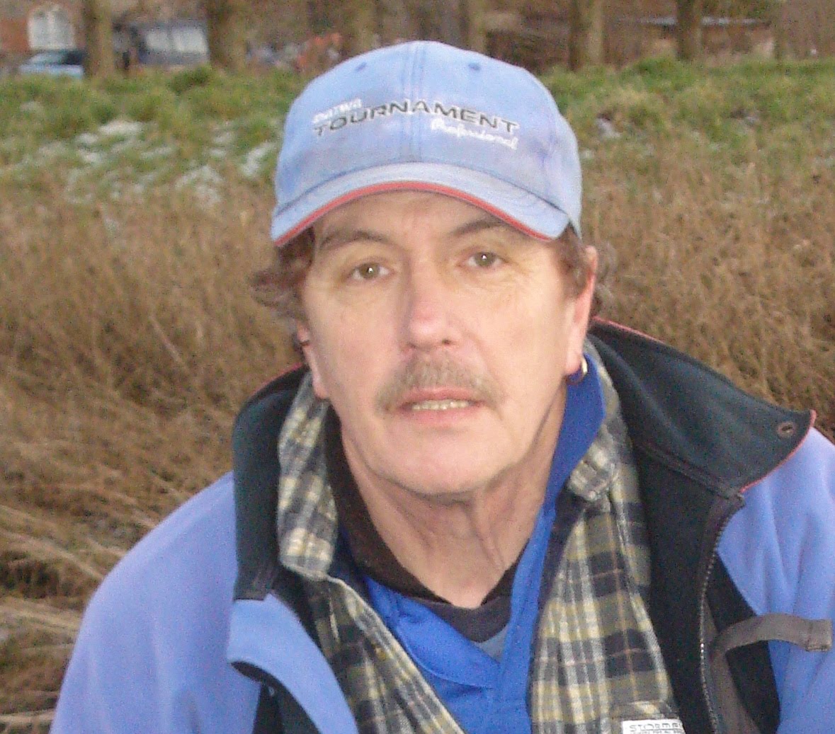 [Bruce+headshot.JPG]