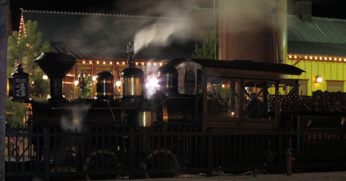 HooHoos Christmas Train at Dry Gulch