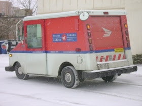 canada post step van