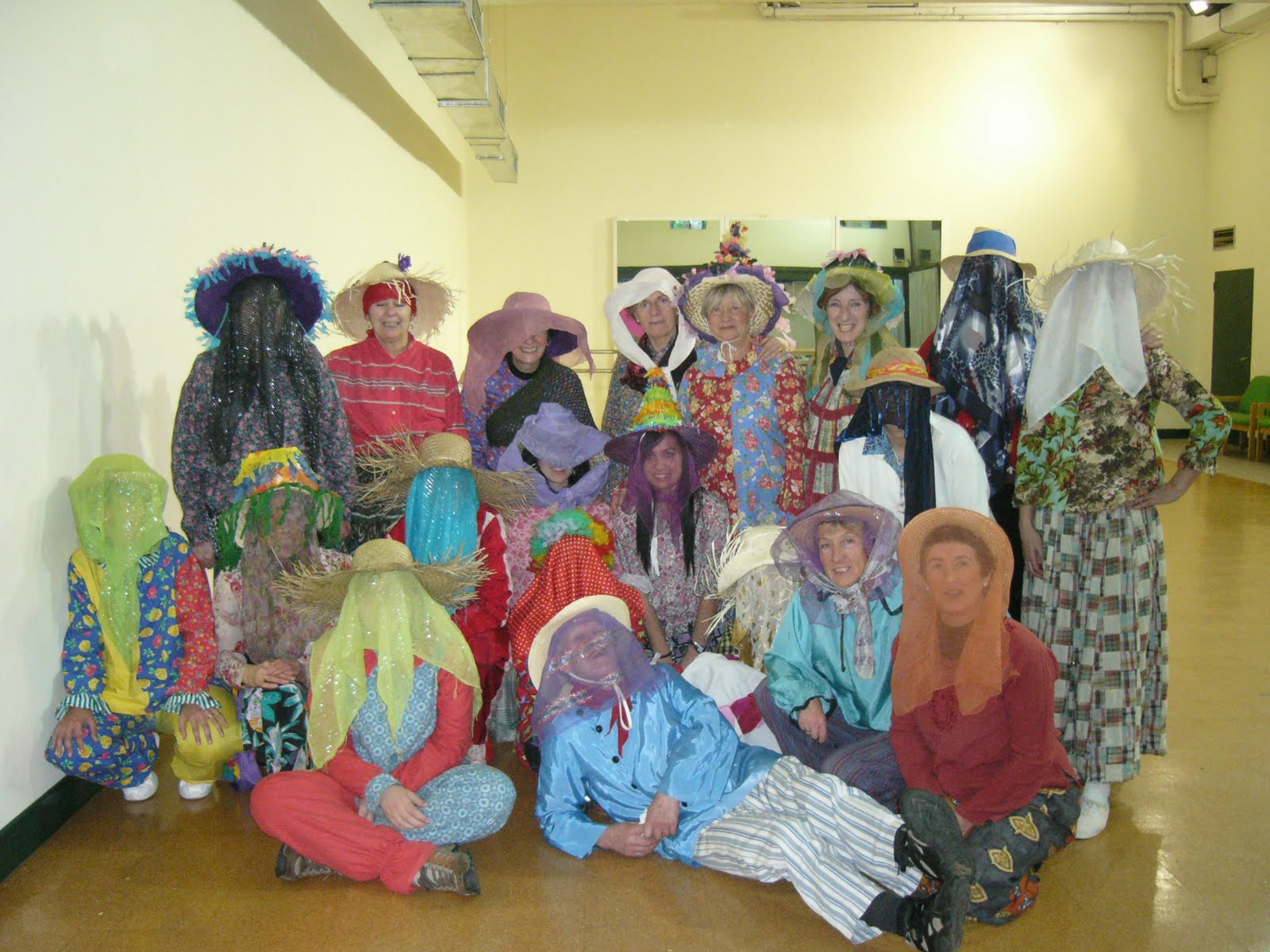 [karnabal+martitzena+2010-02-16+++1.JPG]