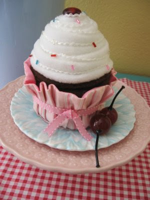 An Adorable Cupcake Pin Cushion....Up for grabs!