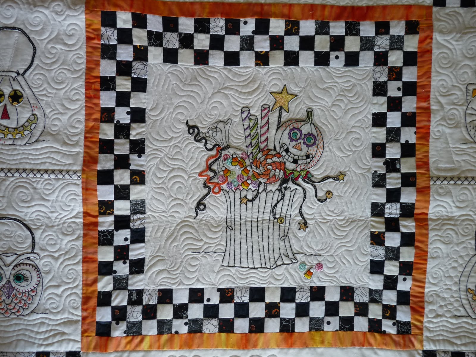 Sewing & Quilt Gallery November 2010