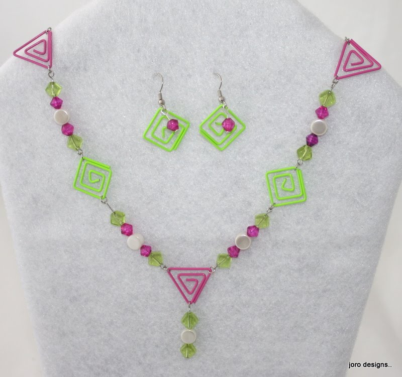 That's My Story.... Paper Clip jewelry