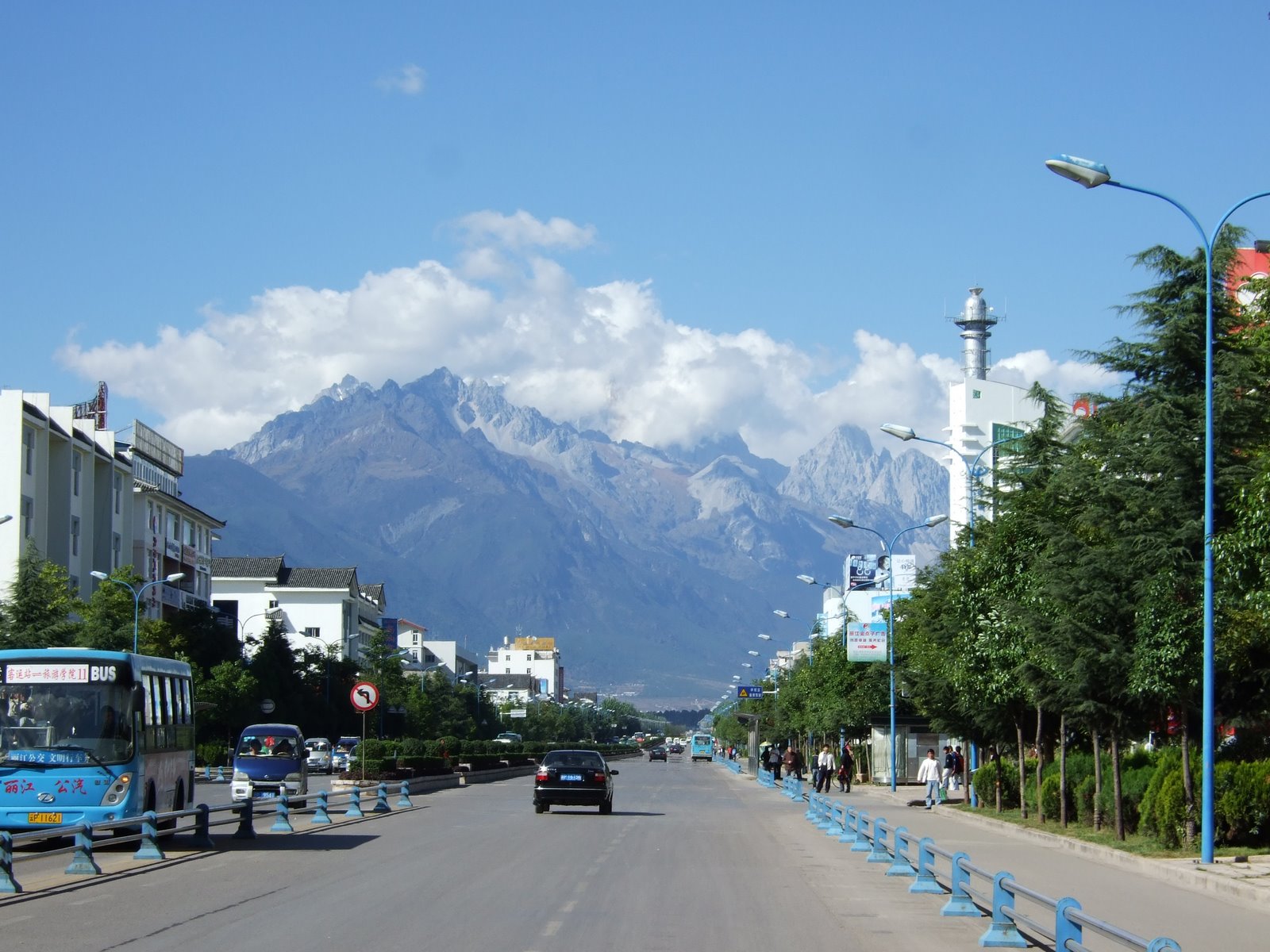 [DSCF6085.JPG]