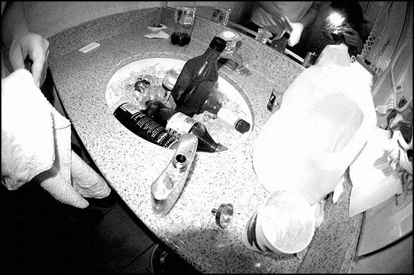 IMAGE: http://3.bp.blogspot.com/_Wq9T5pl5rUI/Ra2nsD23dSI/AAAAAAAAAAs/fd9nMB6SDKQ/s1600/DSC_6890.jpg