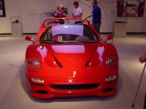 [297902_ferrari_02.jpg]