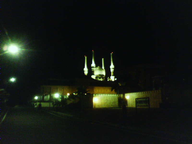 [Masjid+Agung+Jawa+Tengah+Di+Malam+Hari.JPG]