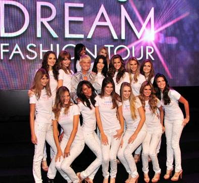 Monange Dream Fashion Tour