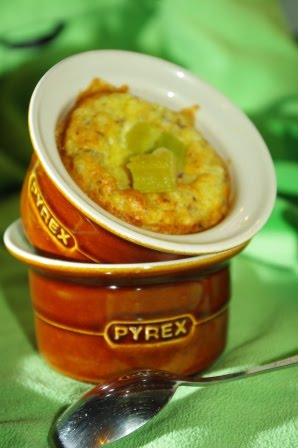 [Riisisuflee+pähklite+ja+rabarberiga+2.JPG]