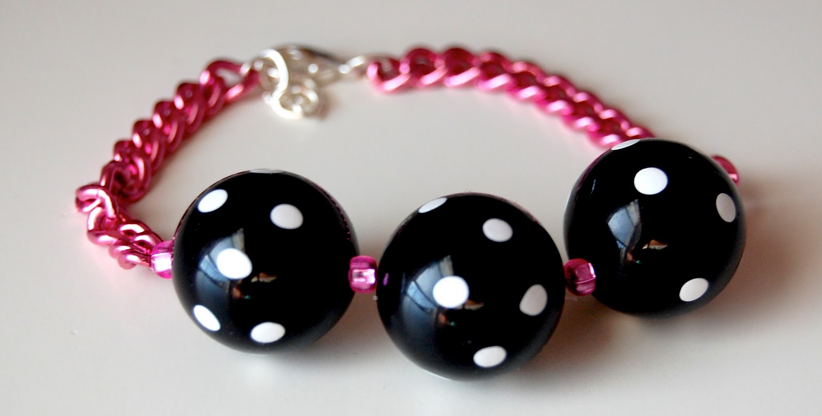 SellzCuteThings Polka Dot Bracelet.