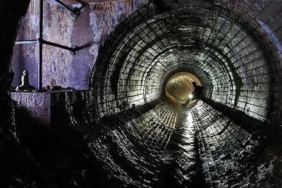Crystal Phallus drain Birmingham Terowongan Bawah Tanah Rahasia yang Tidak di Ketahui di Dunia