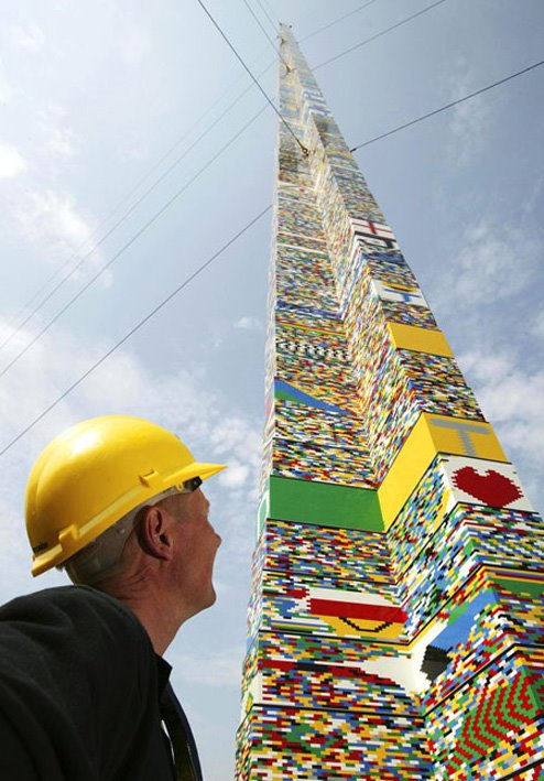 [100-foot-lego-tower.jpg]