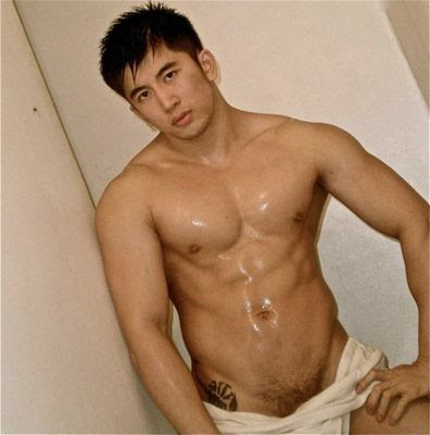 muscular asian men naked