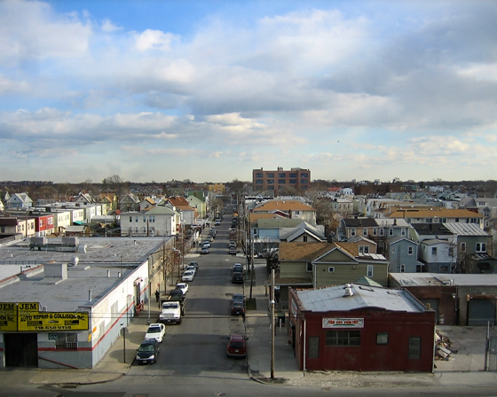 Queens County - from AirTrain, New York - photo by Joselito Briones