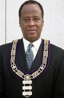 conrad.murray.masonicofficer.jpg