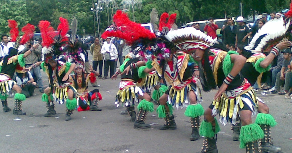 budaya jawa topeng ireng