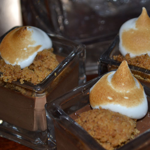 lifestyle The Breakers Hotel Christmas Brunch