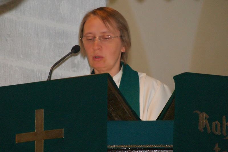 [P9098028_pisem.jpg]