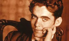 "Un abrazo de vuestro hijo, Federico"