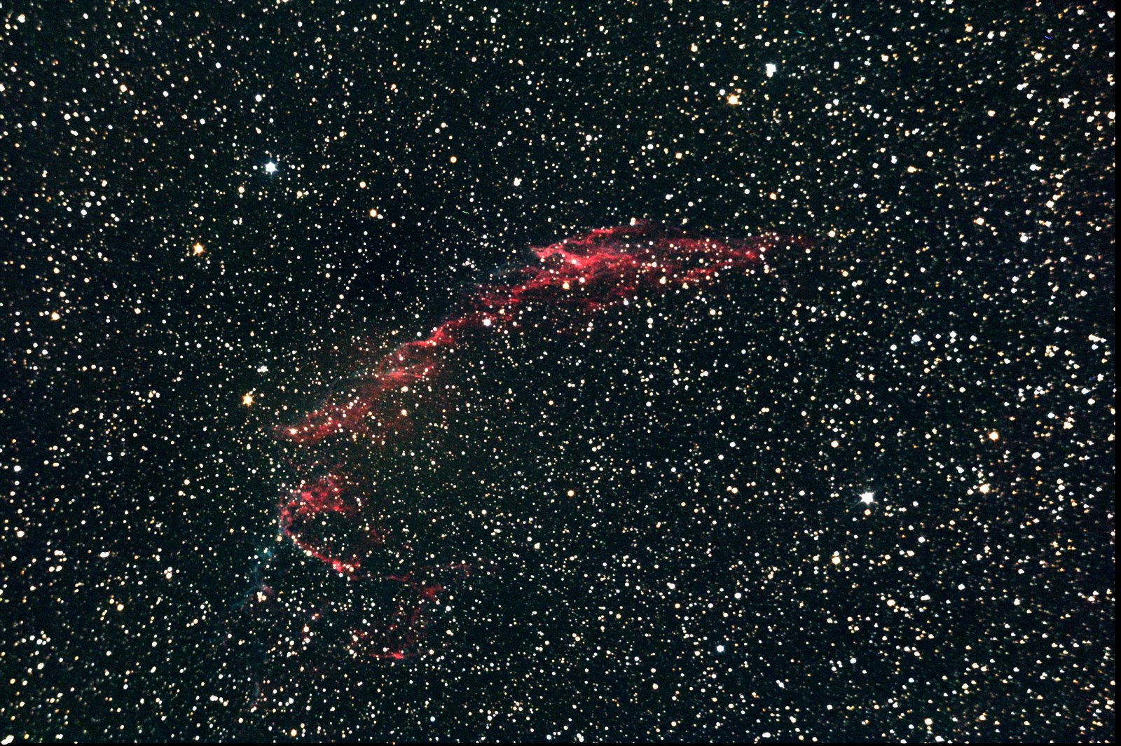 [NGC6992-300s-06012009-_combof10npxps1.jpg]