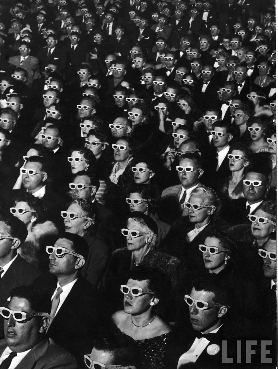 [3-D+Movie+Viewers.jpeg]