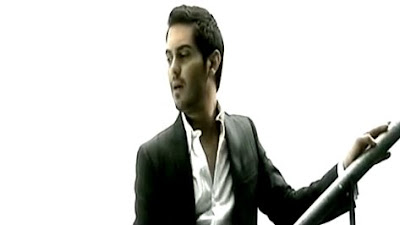 Michalis Hadjiyiannis Live