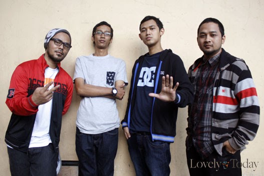 Lirik Lagu Bondan Prakoso & Fade 2 Black - Not With Me