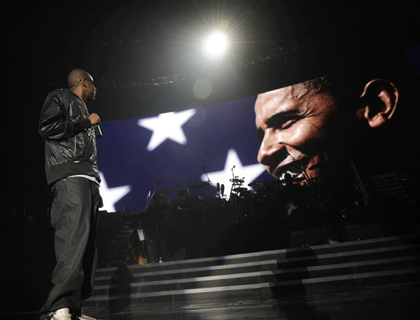 jay-z_barack_obama-1.gif