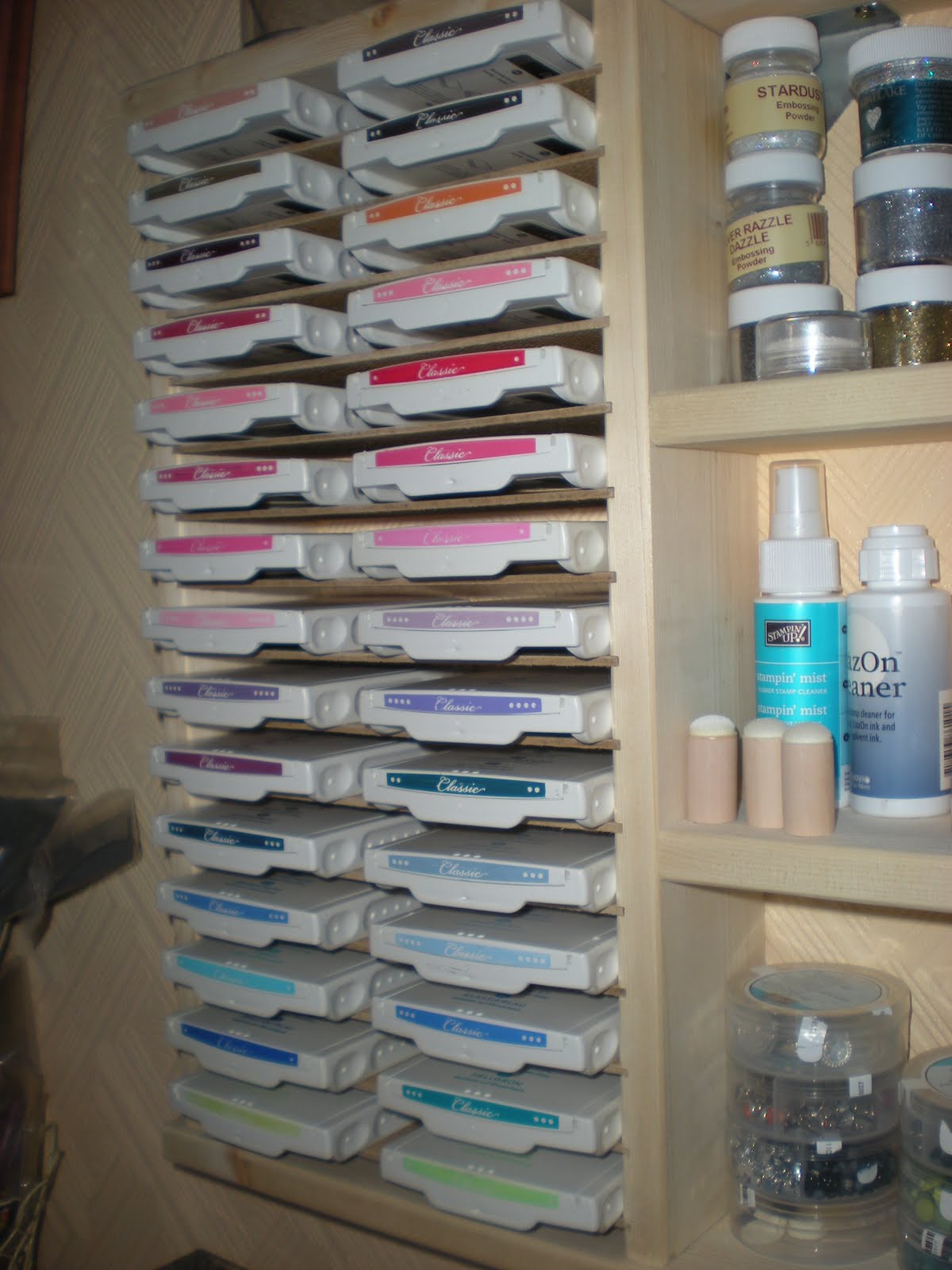 CRAFTY STORAGE Ink pad storage