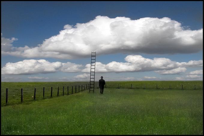 [escalera+hacia+el+cielo.jpg]