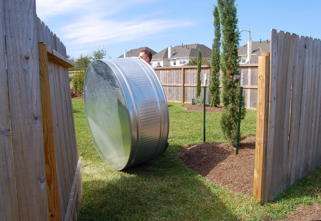 C a y l a w r a l: Stock tank gardens from start to finish