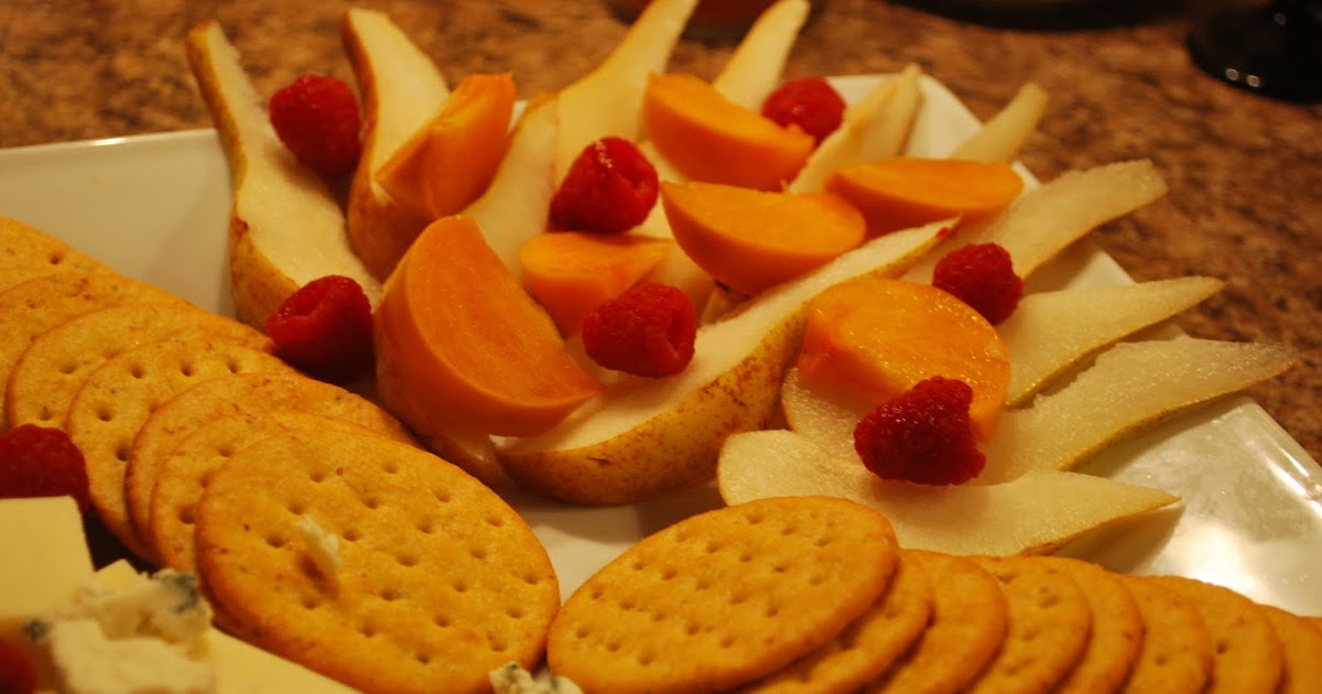 The Petite Filet: Fabulous Fruit & Cheese Plate
