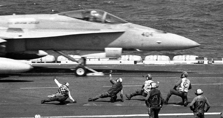 [F18_Hornet_launch.jpg]