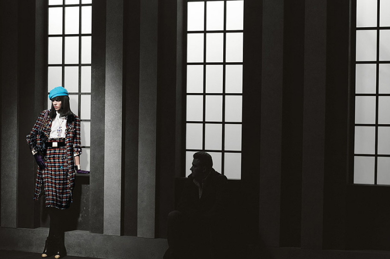 [Ad+-+Chanel+FW07+22.jpg]