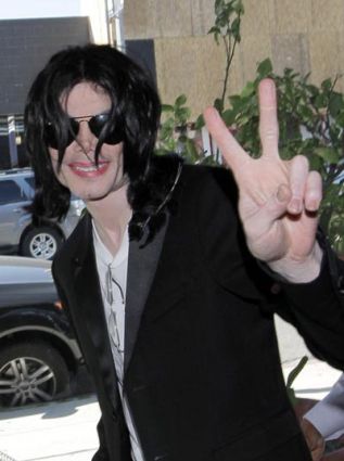 [michael-jackson-died.jpg]