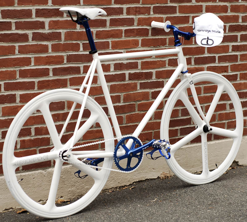 [ghost_fixed_gear_bicycle.jpg]