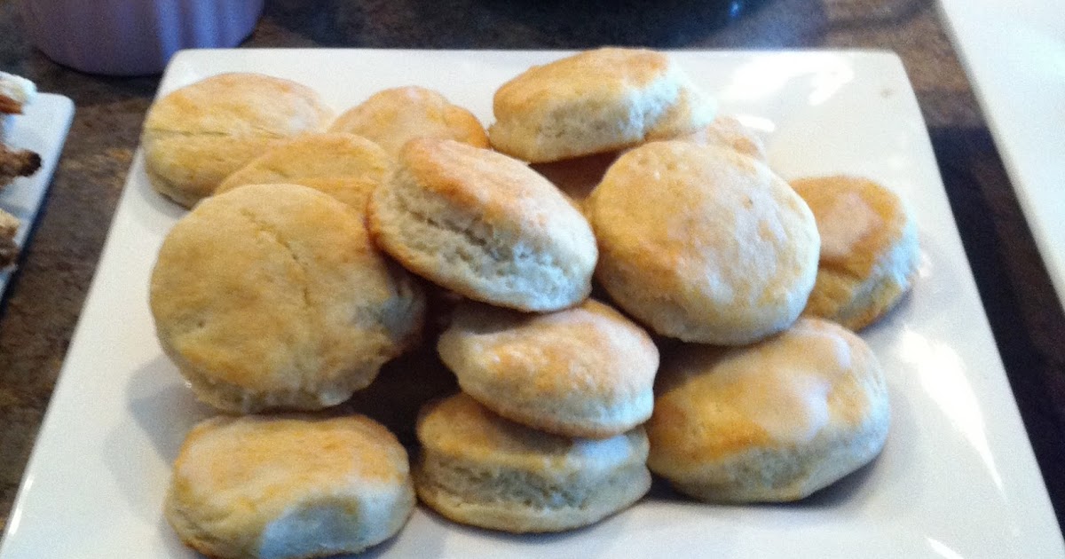 simplysandi Paula Deen's Biscuits & Gravy