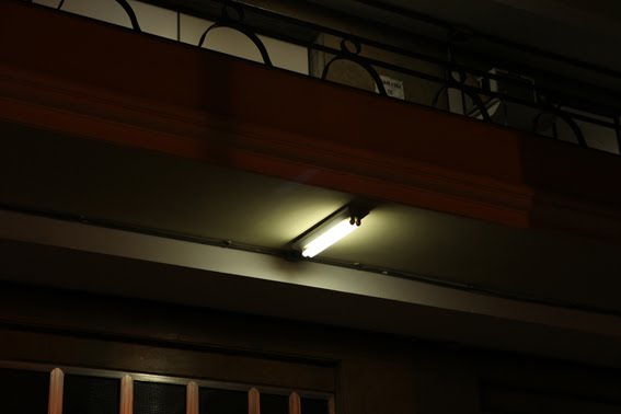 [lampada_3.jpg]