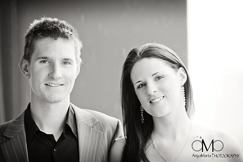 [Leonie-and-Chris-Wedding-4bw.jpg]