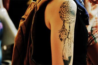 [dream+catcher+tattoo+with+feather.jpg]