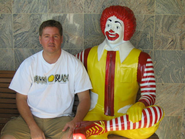 [Ronald.JPG]