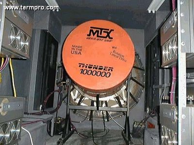 Constru do para demonstra es em campeonatos de som automotivo o MTX Thunder