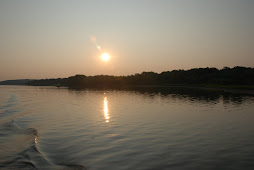 Sun's up on Peoria Lake