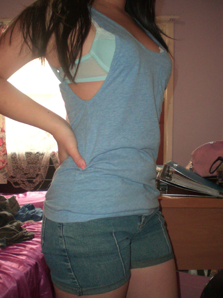 Size: XXS. The top is quite loose, so I'd say any size from 6-10 would be ... Size: XXS. The top is quite loose, so I'd say any size from 6-10 would be ...
