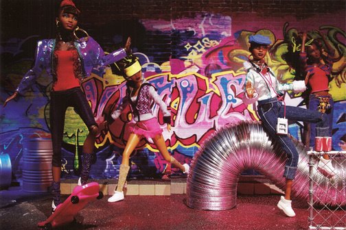 [504x_VOGUEBARBIESTREETSTLETWO072.jpg]