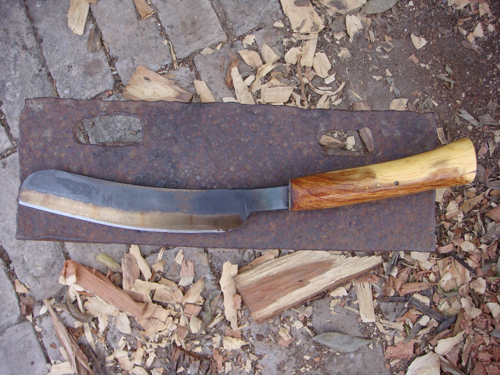 Woods Roamer Custom Bush Tool