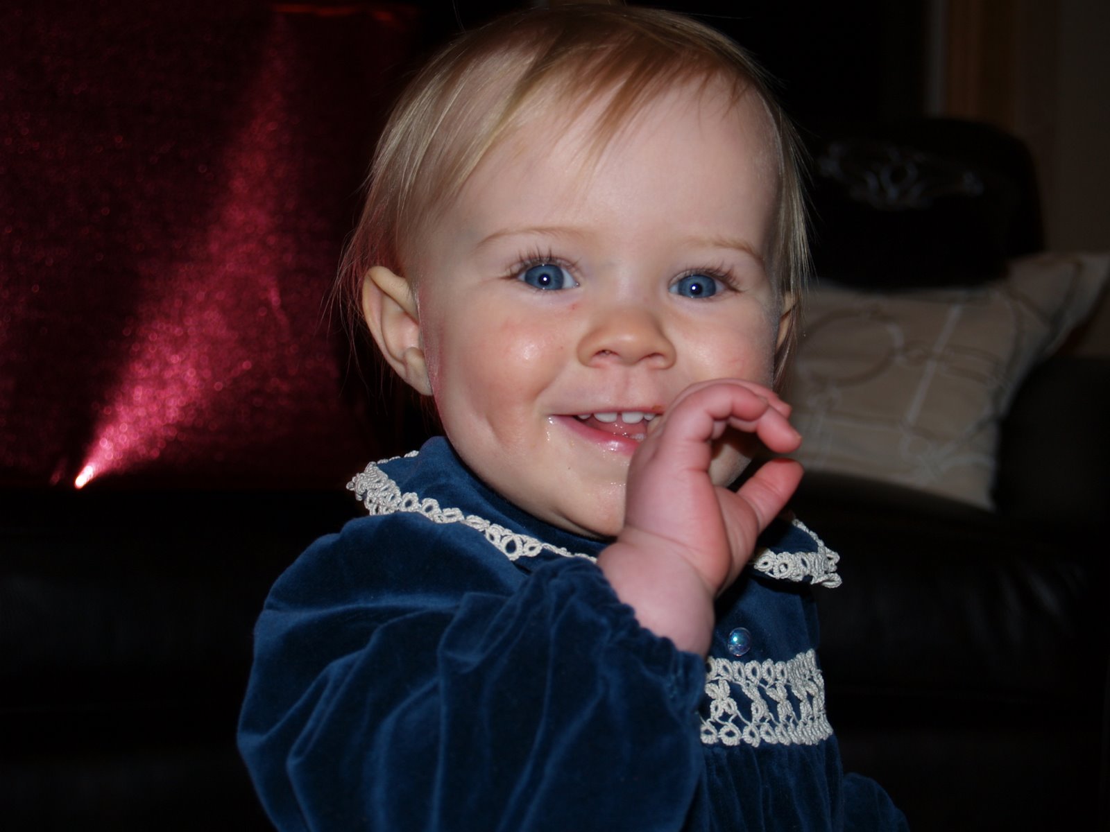 [ECJ+first+bday+010.jpg]