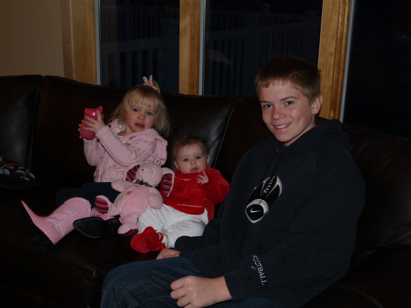 [anika_iris_5mo_120109+002.jpg]
