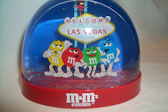 Snow Globe 18