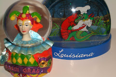 Snow Globe 23